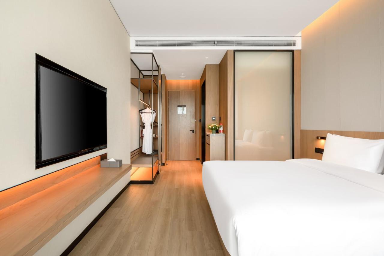 The Coli Hotel Jinan Exterior photo