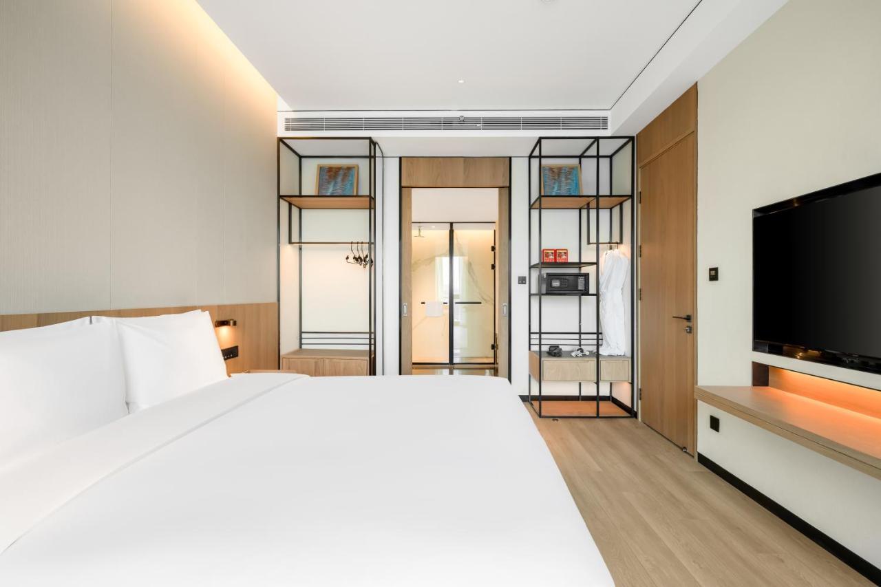 The Coli Hotel Jinan Exterior photo